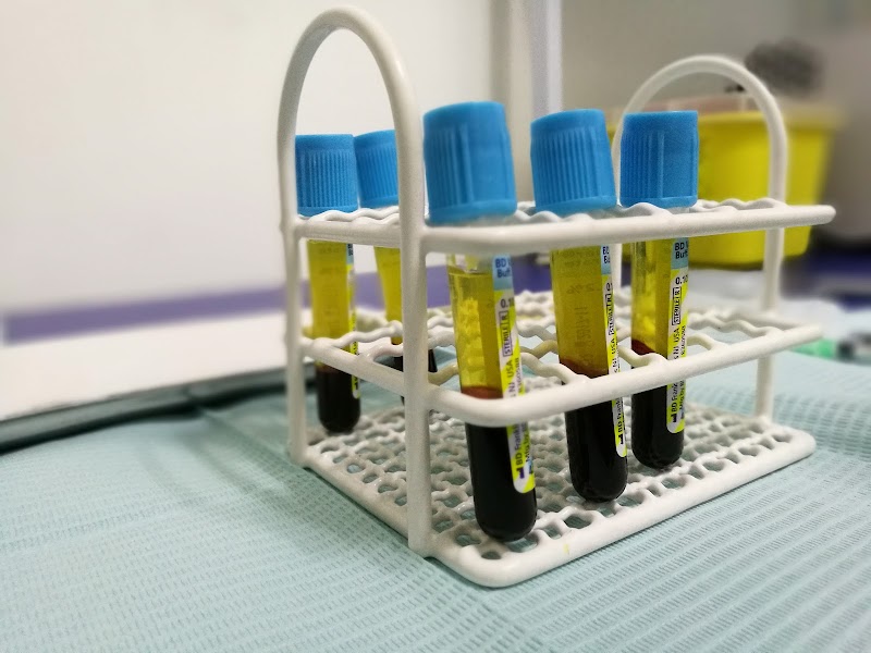 Clínica Phi Aesthetic - Consultorio dental en Providencia