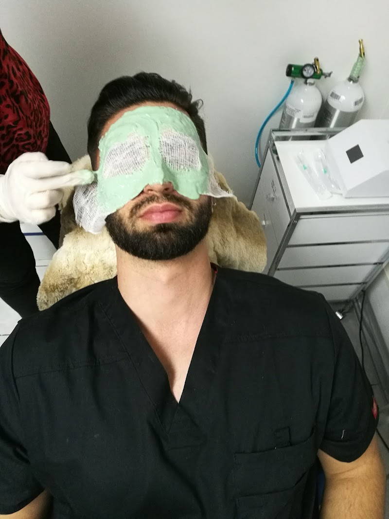 Equipamiento dental moderno